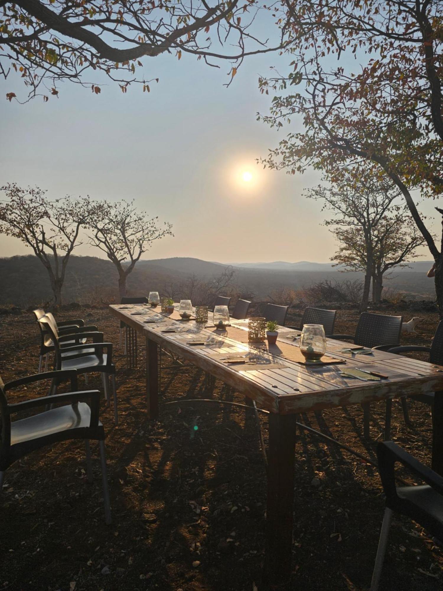 Onduri Lodge Outjo Bagian luar foto